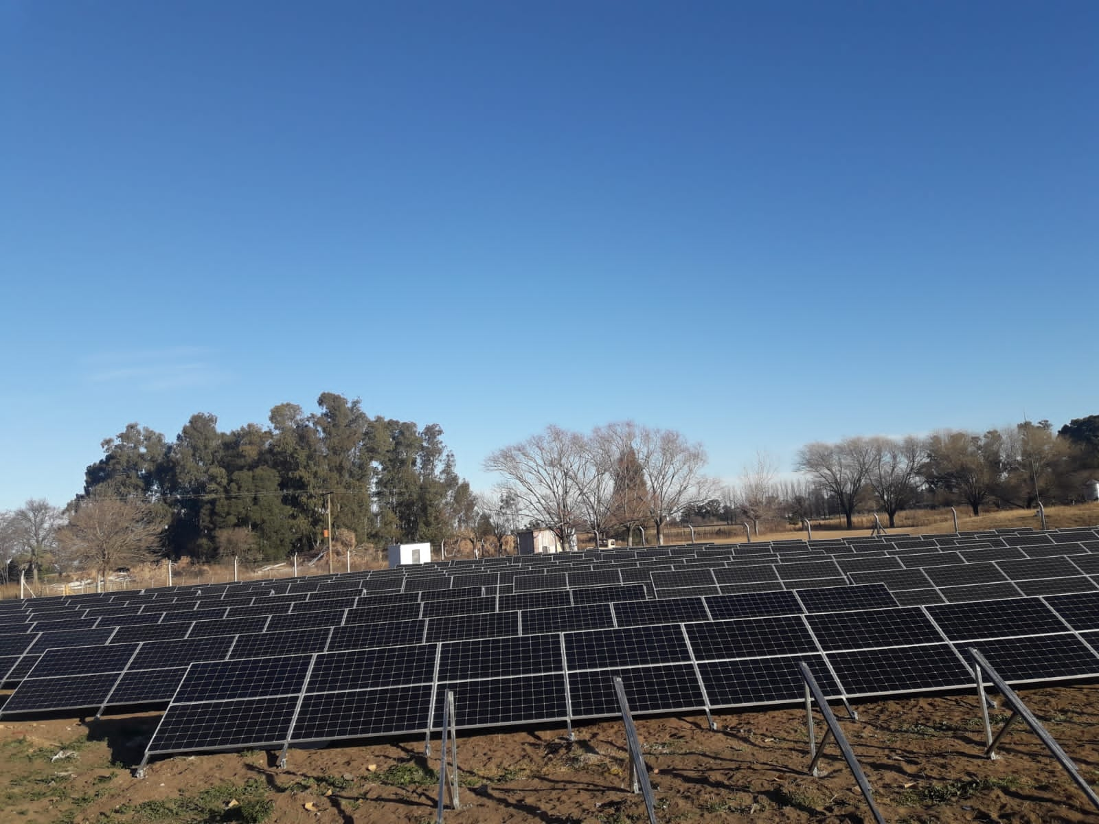 Adquisición de 775 Generadores Eléctricos Solares para los Departamentos General San Martín y Gobernador Vicente Dupuy  - Provincia de San Luis